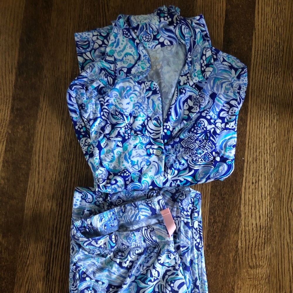 SOLD! Lily Pulitzer PJ SET in 60 Aminals